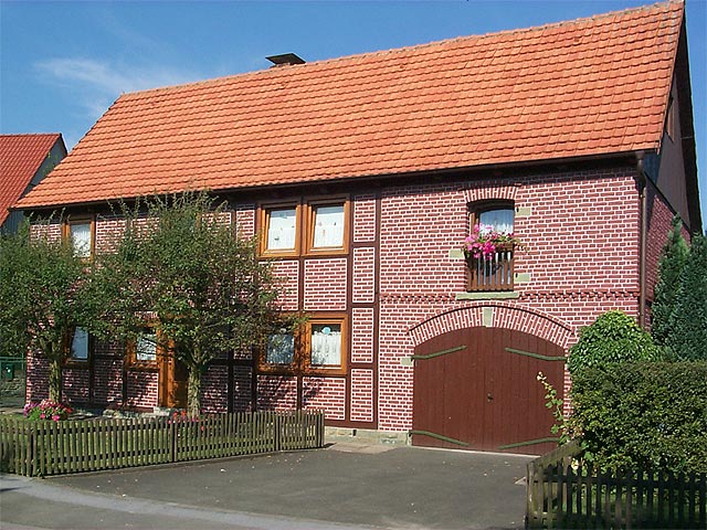 Fachwerhaus in rot