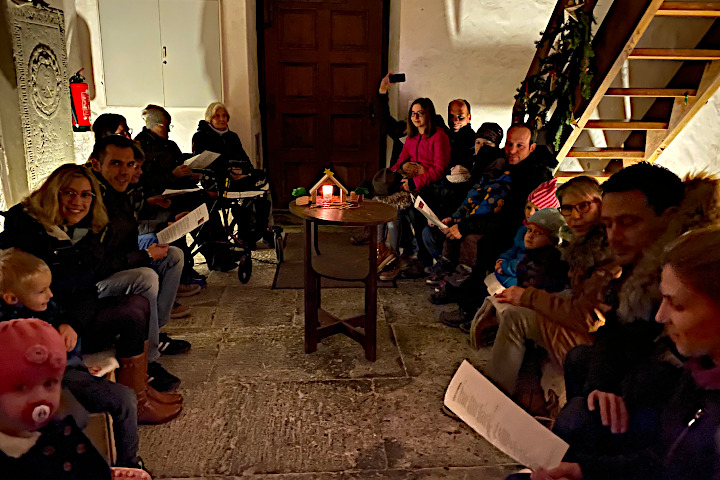 Hör-Sing-Lichtzeiten zur Adventszeit in Meiningsen