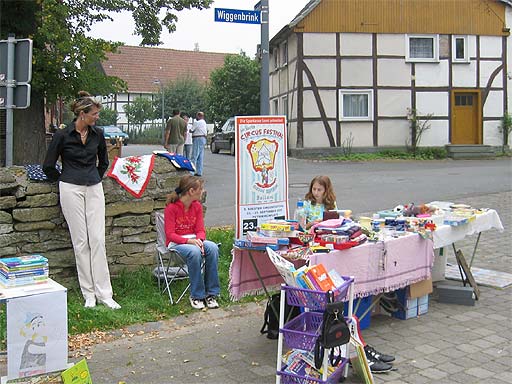 Mama Werning, Dania und Anny