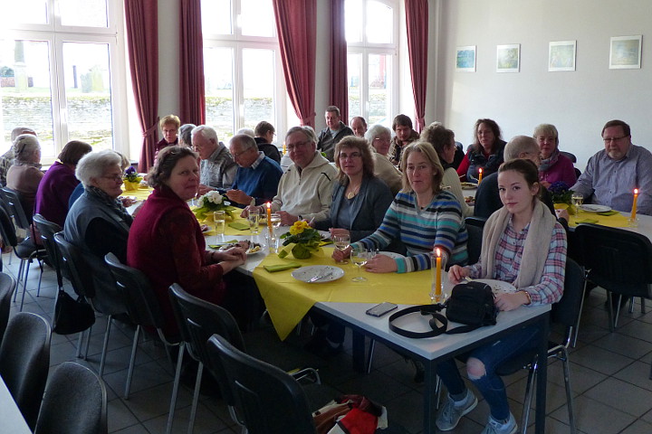 Grünkohlessen am St. Matthias-Tag in Meiningsen