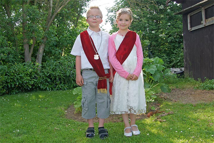 Kinderschützenkönigspaar Jill Frieling und Dominik Weber